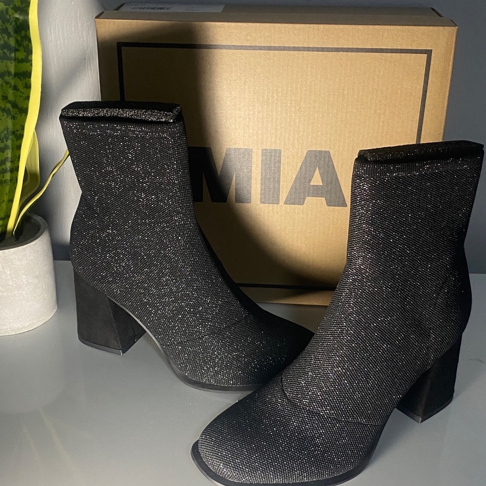 MIA Piana Black Shimmer Knit Sock Boots‎ Block Heel Ankle Booties .Size 6.5 M